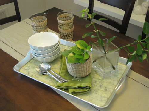 tray-on-table-to-set-the-table-causal-centerpiece