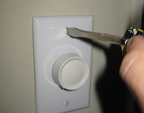 How to remove dimmer switch