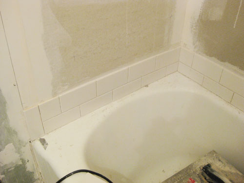 Bathroom Tiling 2 Rows