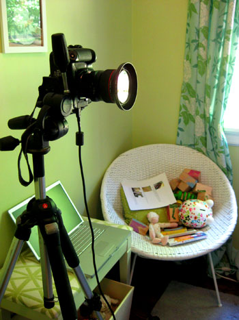 Shoot Camera Messy Chair