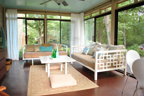 Sunroom Painted Ceiling Aft