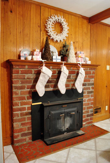 New Christmas Fireplace Far