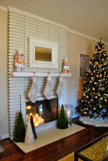 Holiday Christmas Fireplace