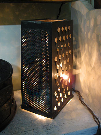 Granny Cheese Grater Light