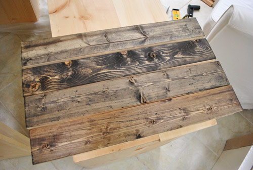 How To Make Wood Look Like Metal - Rustic Crafts & DIY