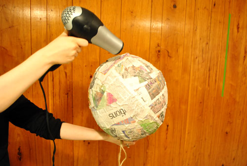 Pinata Hairdrying Balloon