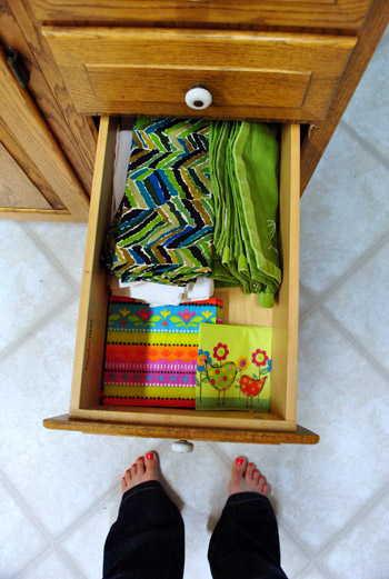 Mom Knows Best: How To Solve The Junk Drawer Problem With Lifewit