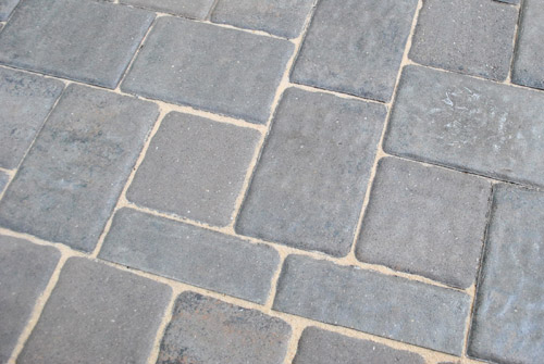 How To Use Polymeric Sand To Block Weeds In Our Paver Patio