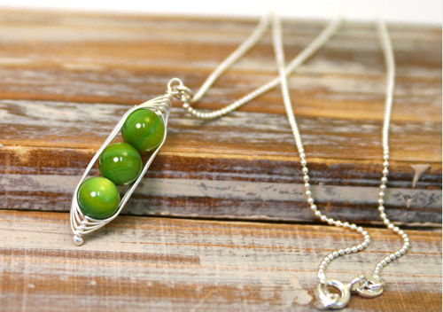 Craft Fair Pea Necklace