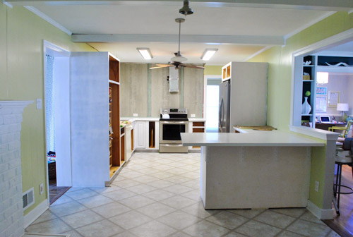 paint kitchen cabinets primed