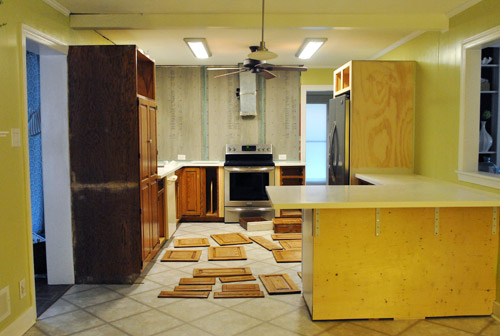 Priming Kitchen Far Door Fl