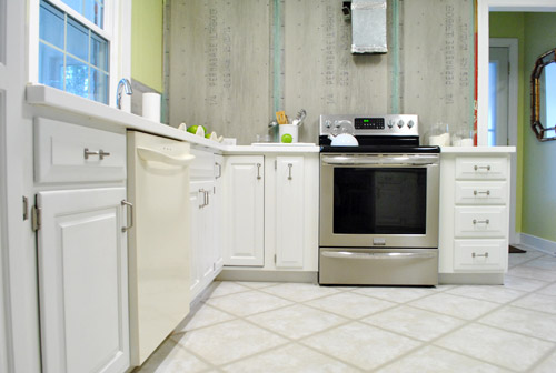 How to Paint Kitchen Cabinets In 7 Simple Steps