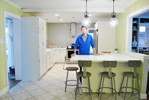 lighting over kitchen peninsula