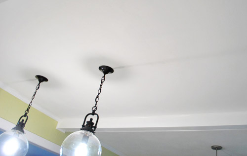 How To Patch And Spackle Ceiling Holes, How To Fix Small Hole In Ceiling From Light Fixture