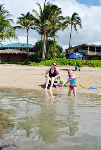 HI Beach S C Playing