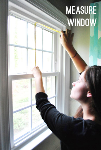 How to Frost Windows • Turning a House into a Home