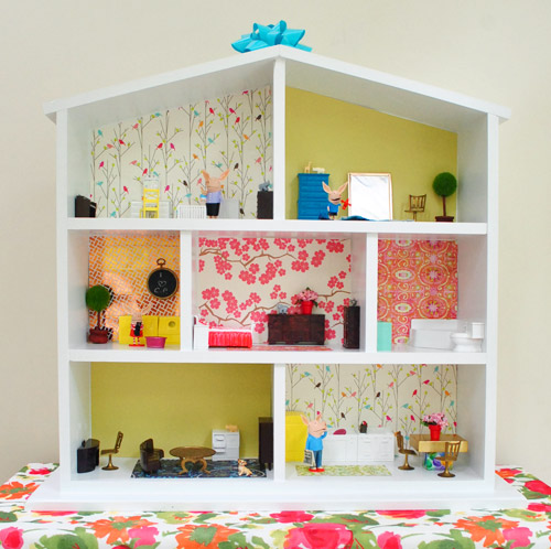 Furnished Simple DIY Wooden Dollhouse For Birthday Present With Bow