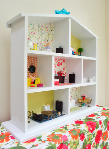 art of decorating dolls houses