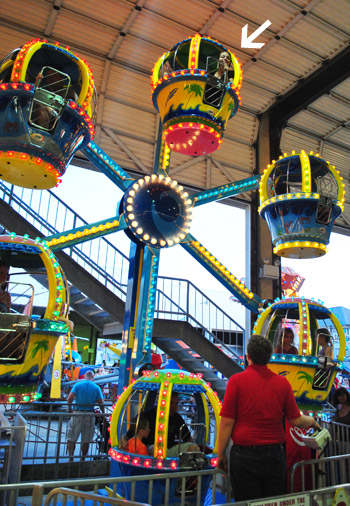 Beach Funaldn Ferris Wheel Full