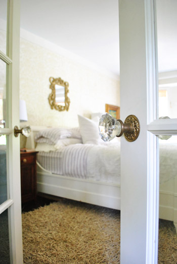 https://images.younghouselove.com/2012/06/Julie-20-Bedroom-Door-Detail.jpg