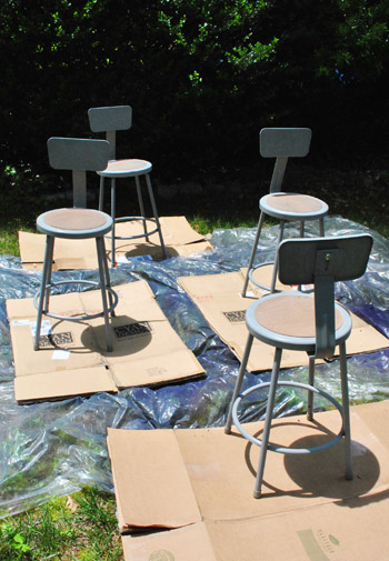 Spray Painting Metal Kitchen Stools A, Can You Spray Paint Metal Stools