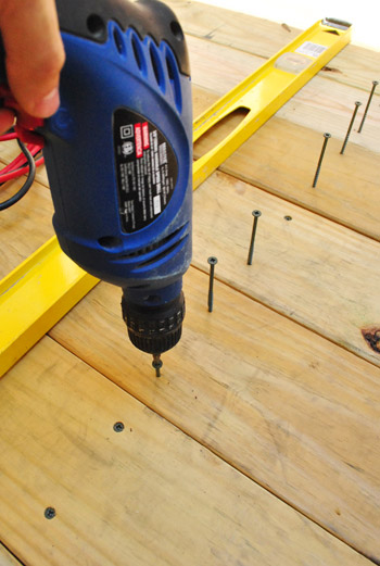 Decking 15 Screwing In