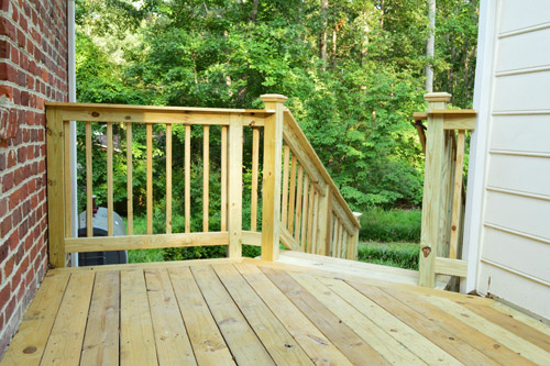 Deck 11 Railing Done