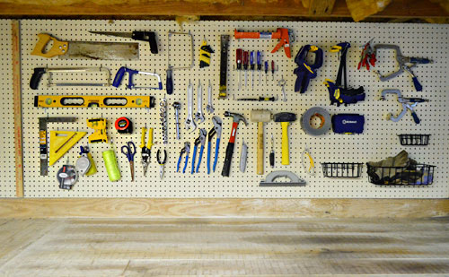 https://images.younghouselove.com/2012/10/BaseTwo-3-Pegboard-Done.jpg