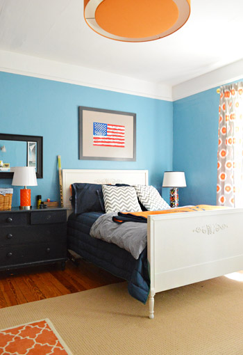 Boys Room With Orange and Blue Accents