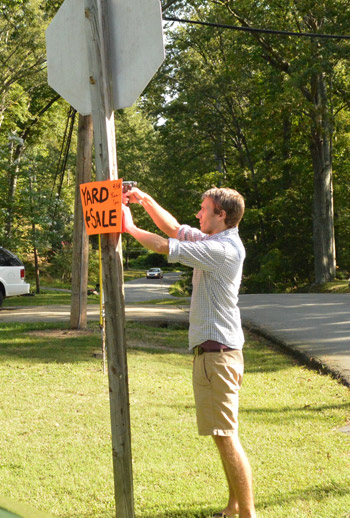 Yard Sale 1 Sign