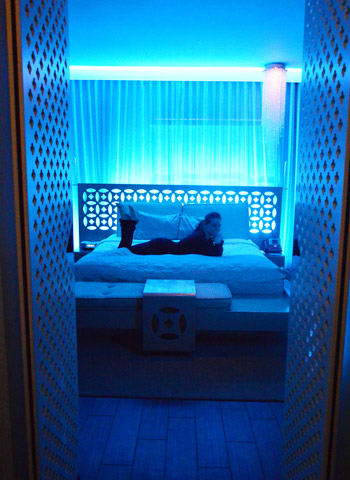Miami 1 Blue Hotel Room