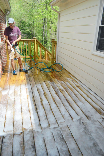 deck staining and sealing