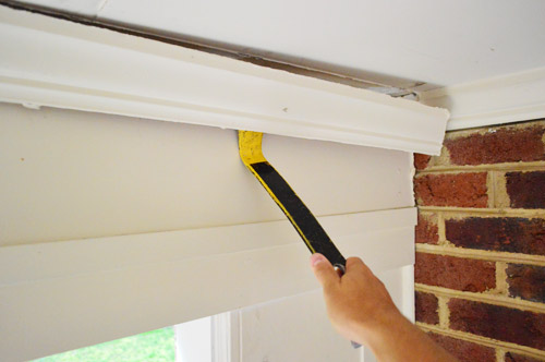 Ceiling 2 Removing Molding