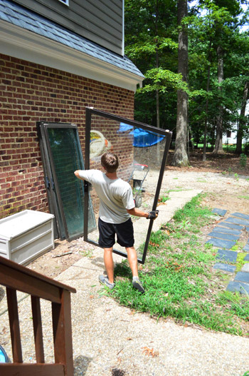 Sunroom 5 Carrying Door