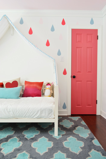 Dark Pink Closet Door Cinco De Mayo Benjamin Moore With Raindrop Mural