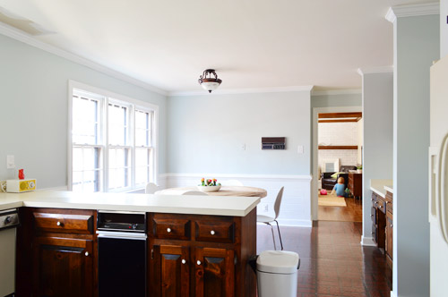 Featured image of post Blue Gray Wall Paint Kitchen : Cooler tones include blues, grays, greens, light purples (or mixtures of that include these undertones).