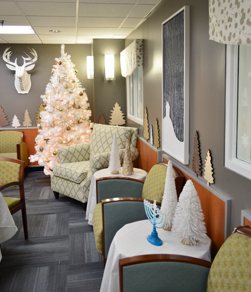Childrens Hospital Waiting Room Decorated For Holidays With DIY Christmas Decor
