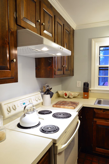 kitchens - Can I replace a microwave with a range hood exhaust vent without  doing carpentry? - Home Improvement Stack Exchange