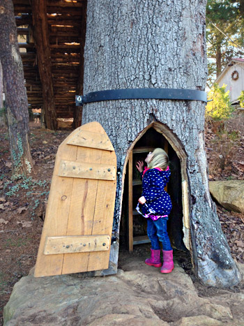 Rassawek Tree House Detail