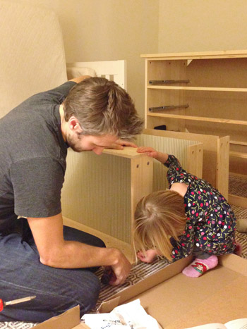 Fjell Clara Helping Daddy 1