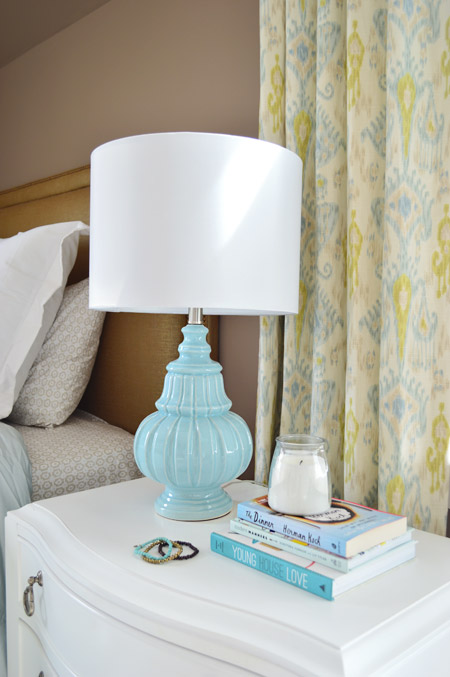 Vintage Blue Lamp In Bedroom With Taupe Fedora Walls and Traditional Curtains