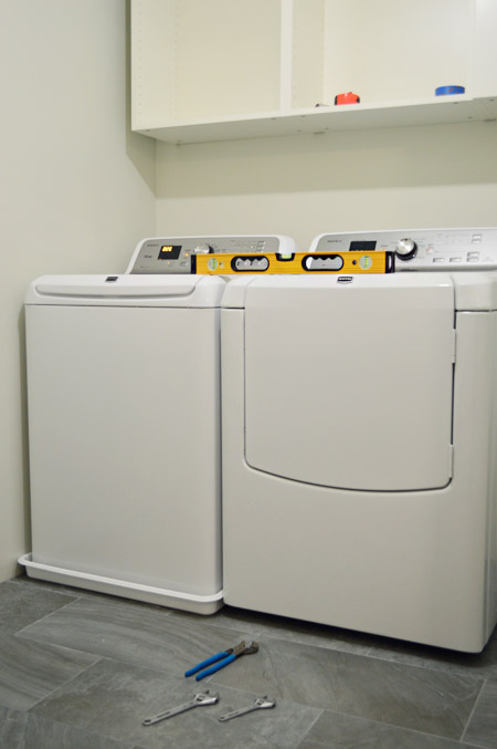 The Laundry Room Makeover: A DIY Waterfall Counter. - Flipping the Flip